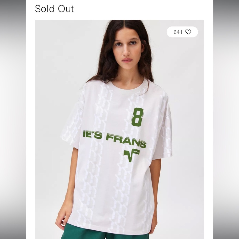 NWT SOLD OUT iets frans… Sport Print Tee (Urban Outfitters) *oversized fit